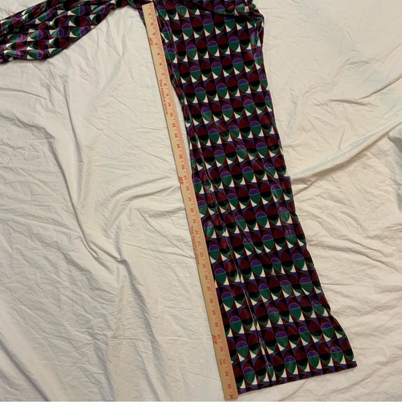 Marella Gancio Velvet Pants Mod Hippie Boho 60’s
Size 2 New With Tags $340 - Picture 13 of 15